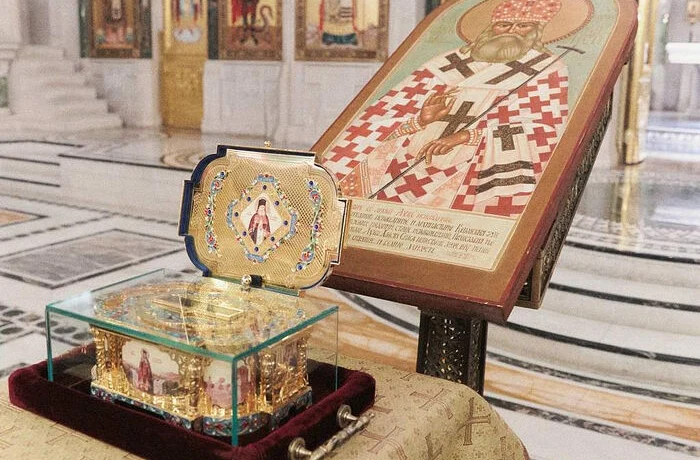 Мощи святителя Луки Крымского встретили в Сретенском монастыре Мощи святителя Луки Крымского встретили в Сретенском монастыре