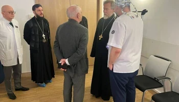 Председатель Синодального отдела по благотворительности посетил Центр детской гематологии